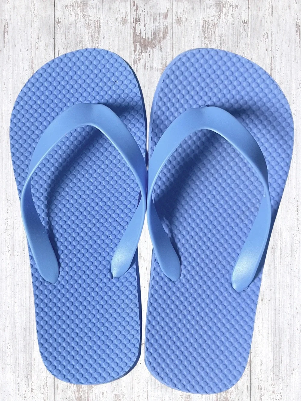 Athletic Works Blue Flip Flops Size Boy (L) 2-3. Only worn once!